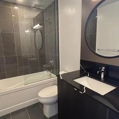 771,&nbsp;Yonge, Rosedale-Moore Park, Toronto