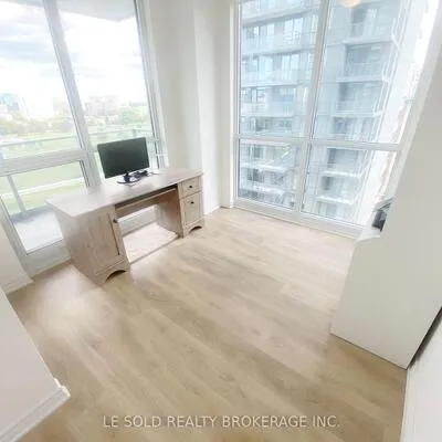 38,&nbsp;Forest Manor, Henry Farm, Toronto