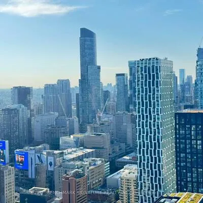 88,&nbsp;Queen, Church-Yonge Corridor, Toronto