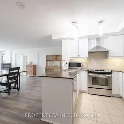 18,&nbsp;Harbour, Waterfront Communities C1, Toronto
