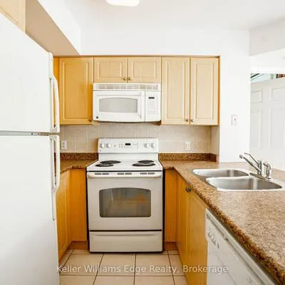 30,&nbsp;Grand Trunk, Waterfront Communities C1, Toronto