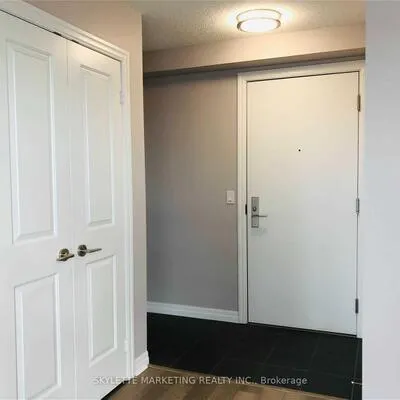 275,&nbsp;Yorkland, Henry Farm, Toronto