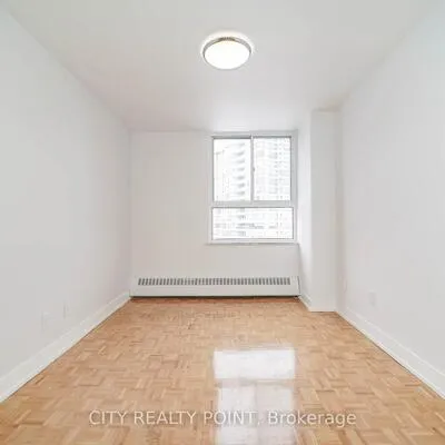 6200,&nbsp;Bathurst, Westminster-Branson, Toronto