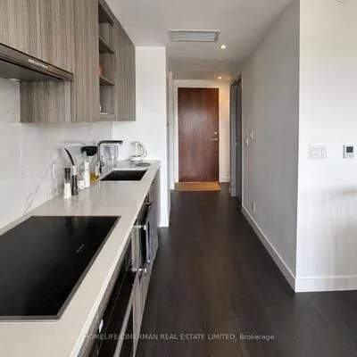 27,&nbsp;McMahon, Bayview Village, Toronto