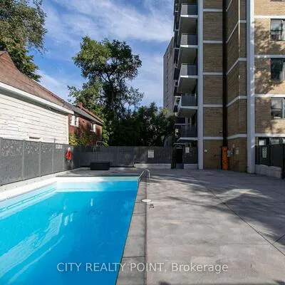 276,&nbsp;St George, Annex, Toronto