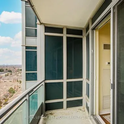 60,&nbsp;Byng, Willowdale East, Toronto