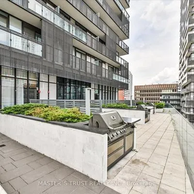 8,&nbsp;Eglinton, Mount Pleasant West, Toronto