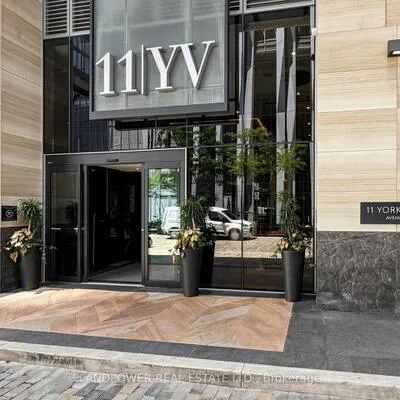 11,&nbsp;Yorkville, Annex, Toronto