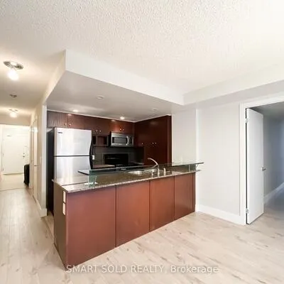 208,&nbsp;Queens Quay, Waterfront Communities C1, Toronto