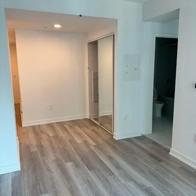230,&nbsp;Simcoe, Kensington-Chinatown, Toronto