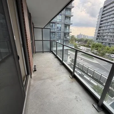 32,&nbsp;Forest Manor, Henry Farm, Toronto