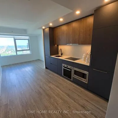 609,&nbsp;Sherbourne, North St. James Town, Toronto