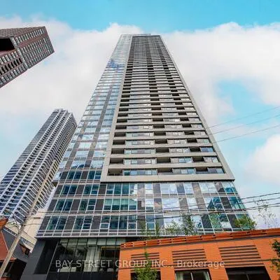 609,&nbsp;Sherbourne, North St. James Town, Toronto