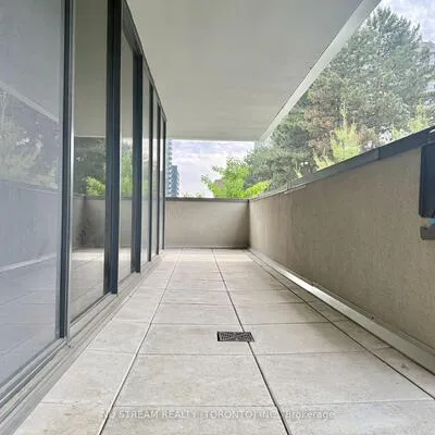 88,&nbsp;Sheppard, Willowdale East, Toronto
