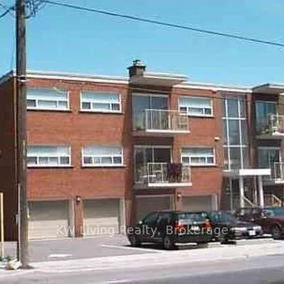 428,&nbsp;Lawrence, Bedford Park-Nortown, Toronto