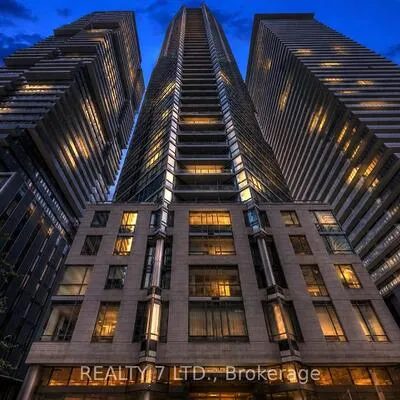 45,&nbsp;Charles, Church-Yonge Corridor, Toronto