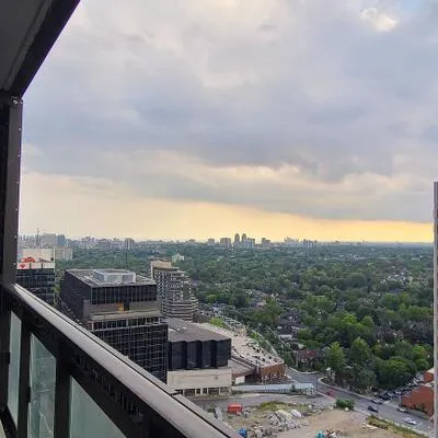 8,&nbsp;EGLINTON, Mount Pleasant West, Toronto