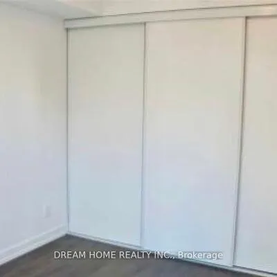 125,&nbsp;redpath, Mount Pleasant West, Toronto