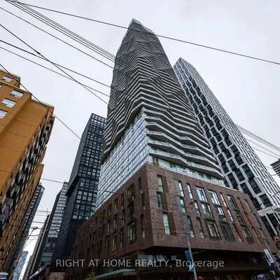 100,&nbsp;Dalhousie, Church-Yonge Corridor, Toronto