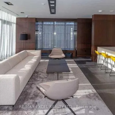8,&nbsp;Eglinton, Mount Pleasant East, Toronto