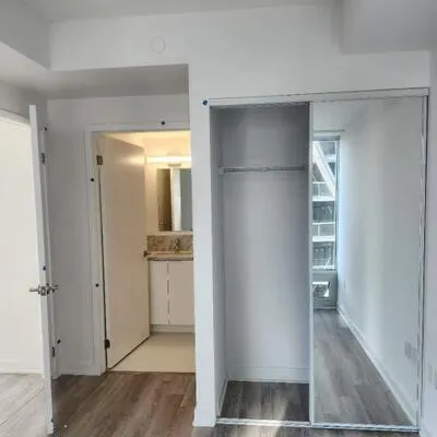 238,&nbsp;Simcoe, Kensington-Chinatown, Toronto
