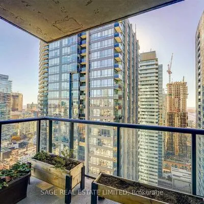 290,&nbsp;Adelaide, Waterfront Communities C1, Toronto