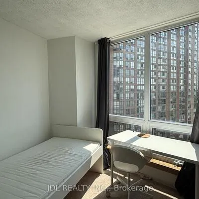 1055,&nbsp;Bay, Bay Street Corridor, Toronto