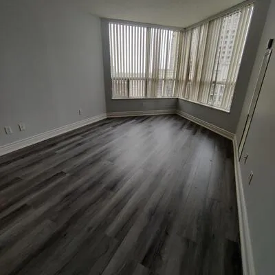 10,&nbsp;Northtown, Willowdale East, Toronto