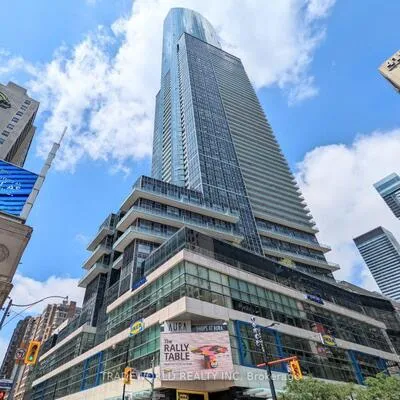 386,&nbsp;Yonge, Bay Street Corridor, Toronto