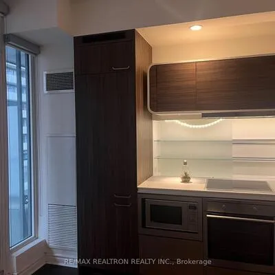 45,&nbsp;Charles, Church-Yonge Corridor, Toronto