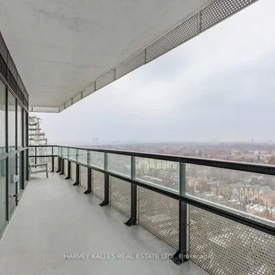 11,&nbsp;Lillian, Mount Pleasant West, Toronto