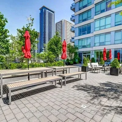 500,&nbsp;Sherbourne, North St. James Town, Toronto