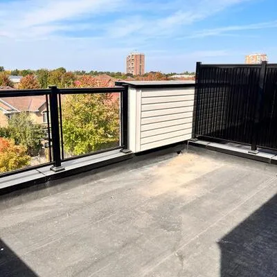 245,&nbsp;Mclevin, Malvern, Toronto