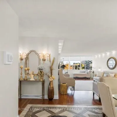 45,&nbsp;Huntingdale, L'Amoreaux, Toronto