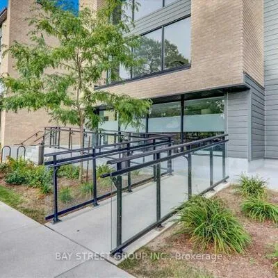 1,&nbsp;Falaise, West Hill, Toronto