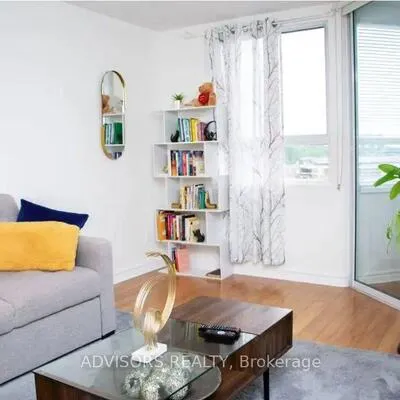 4,&nbsp;Park Vista, East York, Toronto