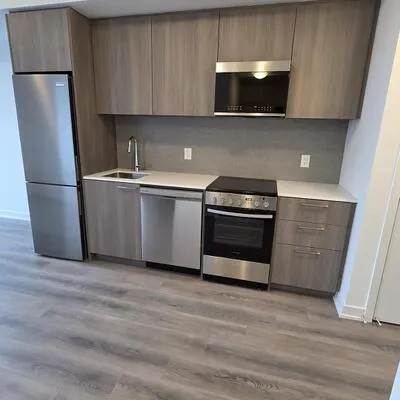7437,&nbsp;Kingston, Rouge E11, Toronto
