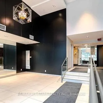 1350,&nbsp;Kingston, Birchcliffe-Cliffside, Toronto