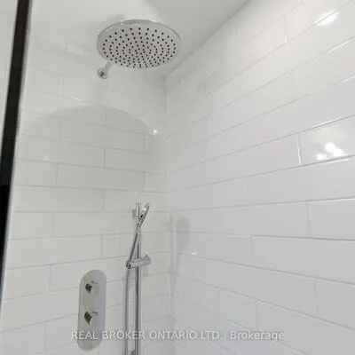 2,&nbsp;Manderley, Birchcliffe-Cliffside, Toronto
