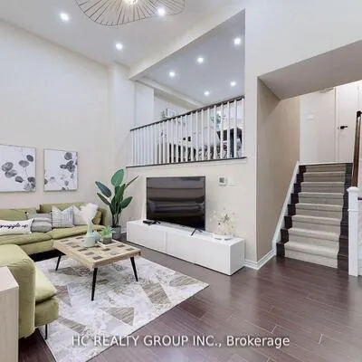 15,&nbsp;Huntingwood, L'Amoreaux, Toronto