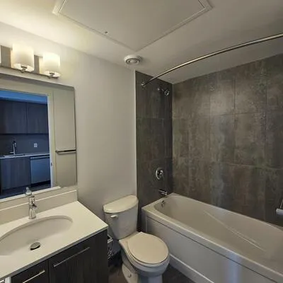 7439,&nbsp;Kingston, Rouge E11, Toronto