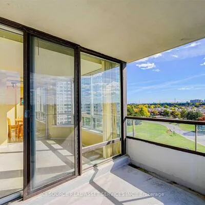 330,&nbsp;Alton Towers, Milliken, Toronto