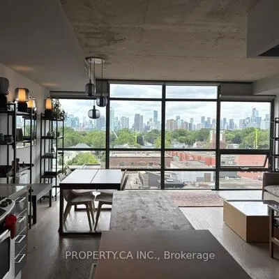 319,&nbsp;Carlaw, South Riverdale, Toronto