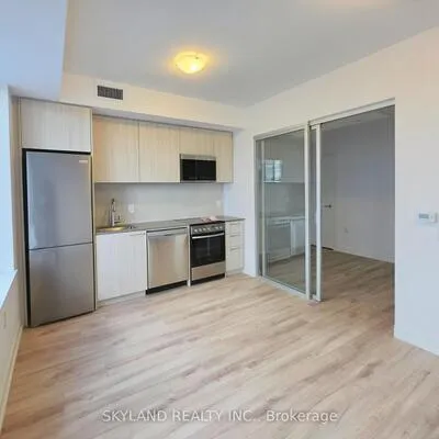 7437,&nbsp;Kingston, Rouge E11, Toronto