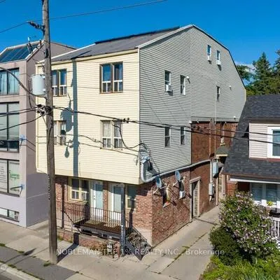 869,&nbsp;Broadview, Playter Estates-Danforth, Toronto