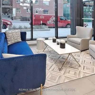 246,&nbsp;Logan, South Riverdale, Toronto