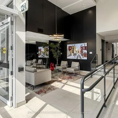 1350,&nbsp;Kingston, Birchcliffe-Cliffside, Toronto