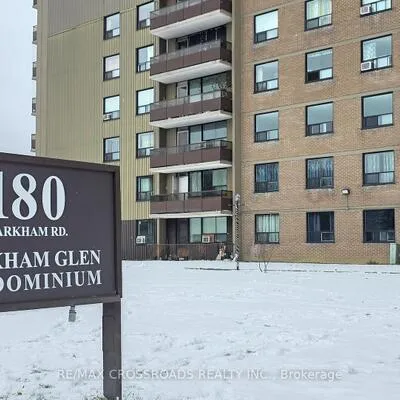 180,&nbsp;Markham, Scarborough Village, Toronto