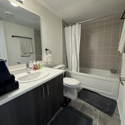 35,&nbsp;Priya, Malvern, Toronto