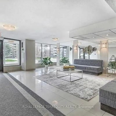45,&nbsp;Huntingdale, L'Amoreaux, Toronto